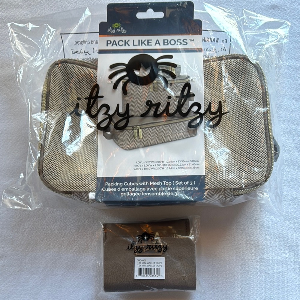 New in package Itzy Ritzy Packing Cubes Set - Tan